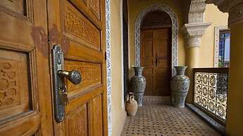 Riad Layalina