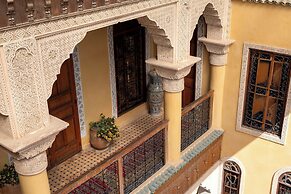 Riad Layalina