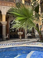 Riad Layalina