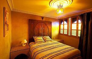 Riad Layalina