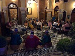 Riad Layalina