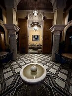 Riad Layalina