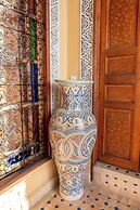 Riad Layalina