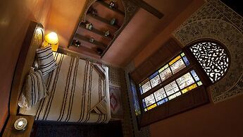 Riad Layalina