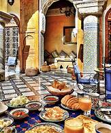 Riad Layalina