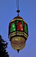 Riad Layalina
