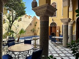 Riad Layalina