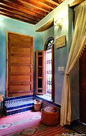 Riad Layalina