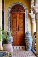 Riad Layalina