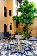 Riad Layalina