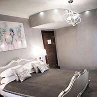 Windermere Suites