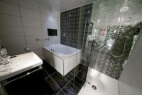 Windermere Suites