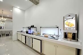 Kyriad Prestige Perpignan Centre Gare