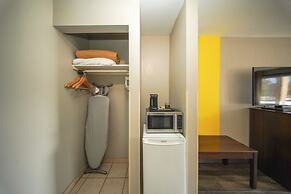 Super 8 by Wyndham Kingston