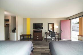 Super 8 by Wyndham Kingston