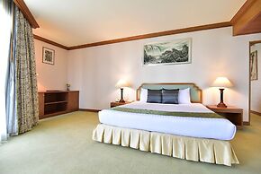 Thumrin Thana Hotel