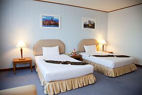 Thumrin Thana Hotel