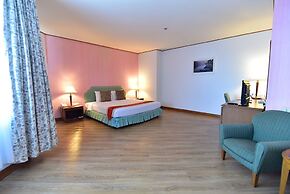 Thumrin Thana Hotel