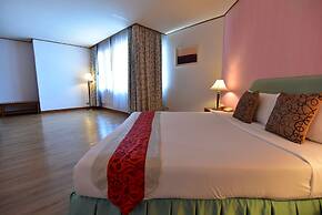 Thumrin Thana Hotel