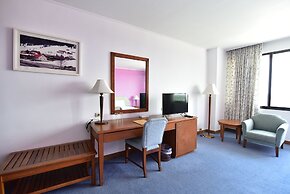 Thumrin Thana Hotel
