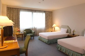Thumrin Thana Hotel