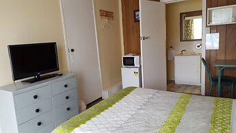 Ace Motor Lodge