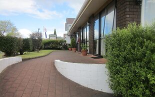 Ace Motor Lodge