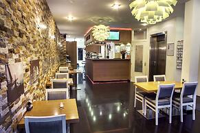 Hotel Larende