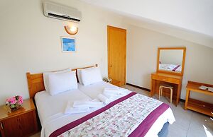 Fora Apart Hotel