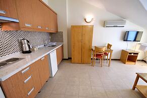 Fora Apart Hotel