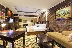 Duta Garden Hotel