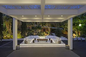 Grecian Sands Hotel
