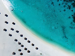 Constance Moofushi All Inclusive