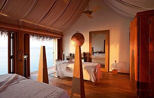 Constance Moofushi All Inclusive