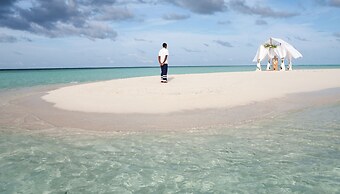 Constance Moofushi All Inclusive