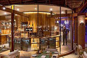 Constance Moofushi All Inclusive
