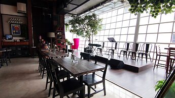 The Arista Hotel