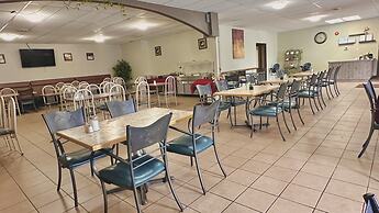Lacombe Motor Inn