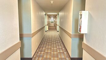Lacombe Motor Inn