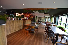 The Royal Oak - Inn