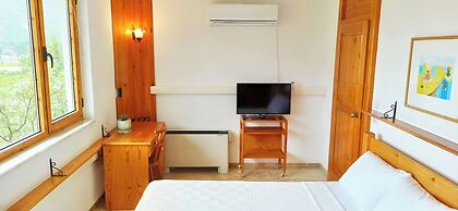 Swiss Eviniz Hotel