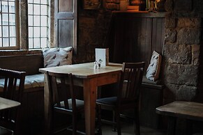 The Falkland Arms
