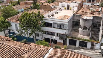 61Prado Guesthouse