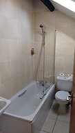 Dragon Inn Crickhowell