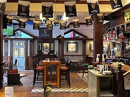 The Globe Inn