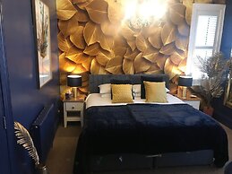 Amarillo