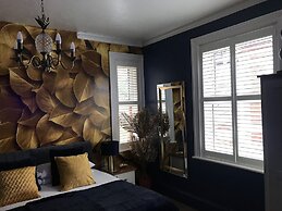 Amarillo