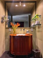 Hotel Demetria