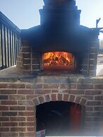 Eels Foot Inn