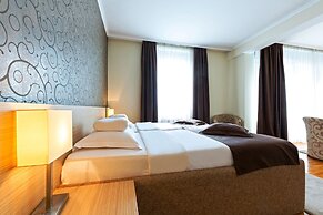 Nevski Hotel